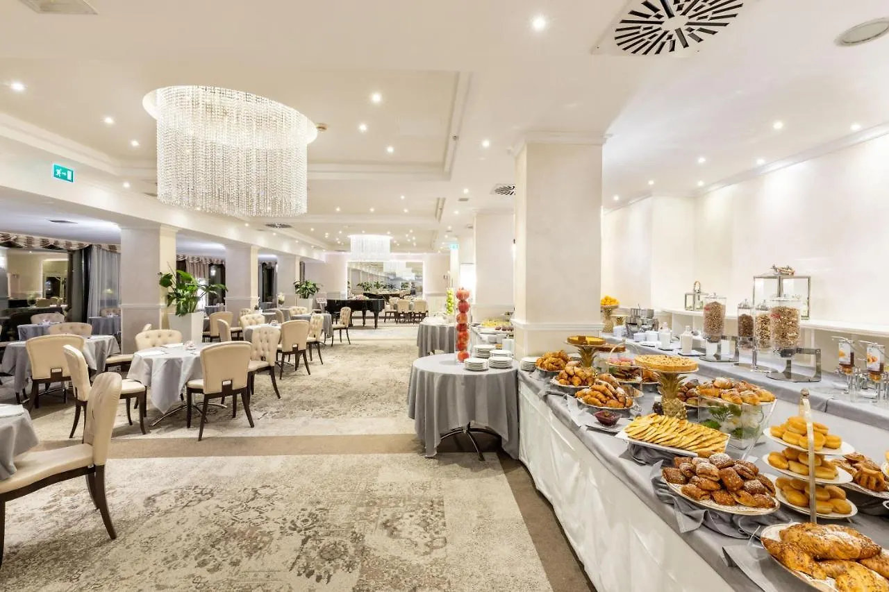 ****  Hotel Sporting Rimini Italy